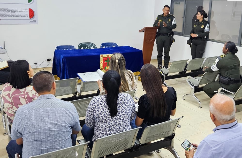 “Entornos Educativos Seguros” en San Gil imagen de la publicación