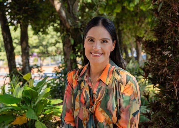Bienvenida nueva rectora del Instituto Caldas imagen de la publicación