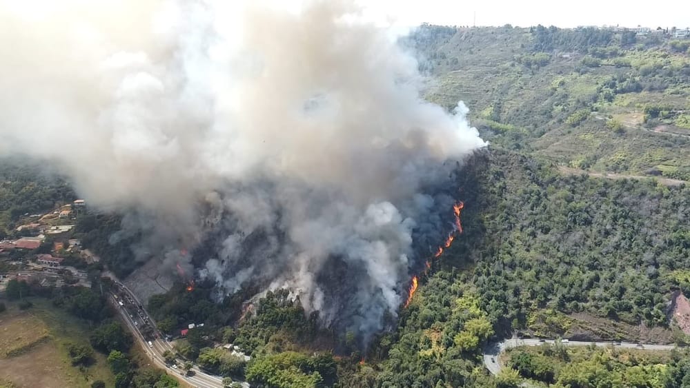 Desde Antioquia apoyarán en el control de incendio forestal en Ruitoque imagen de la publicación