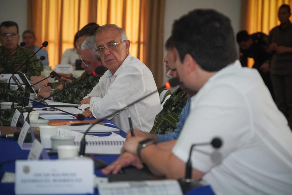 Despliegue estratégico: Ministro de Defensa anuncia medidas claves para fortalecer la seguridad en Barrancabermeja y el Magdalena Medio imagen de la publicación