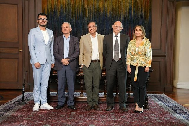 Posesión de 5 funcionarios en altos cargos nacionales imagen de la publicación