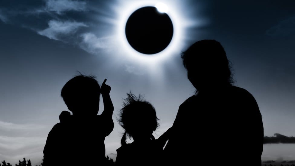 Eclipse total de sol el lunes 8 de abril imagen de la publicación