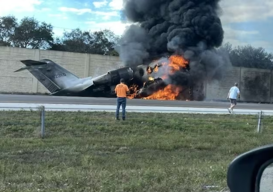 Jet privado se estrella en autopista interestatal imagen de la publicación