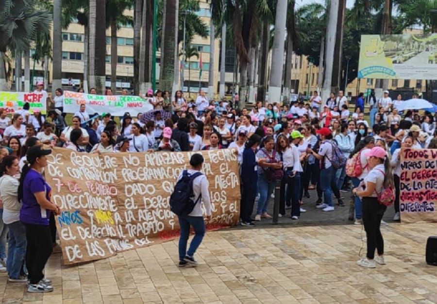 Más de 8.000 niños de Santander sin servicios por falta de contratos con las madres comunitarias y el ICBF imagen de la publicación
