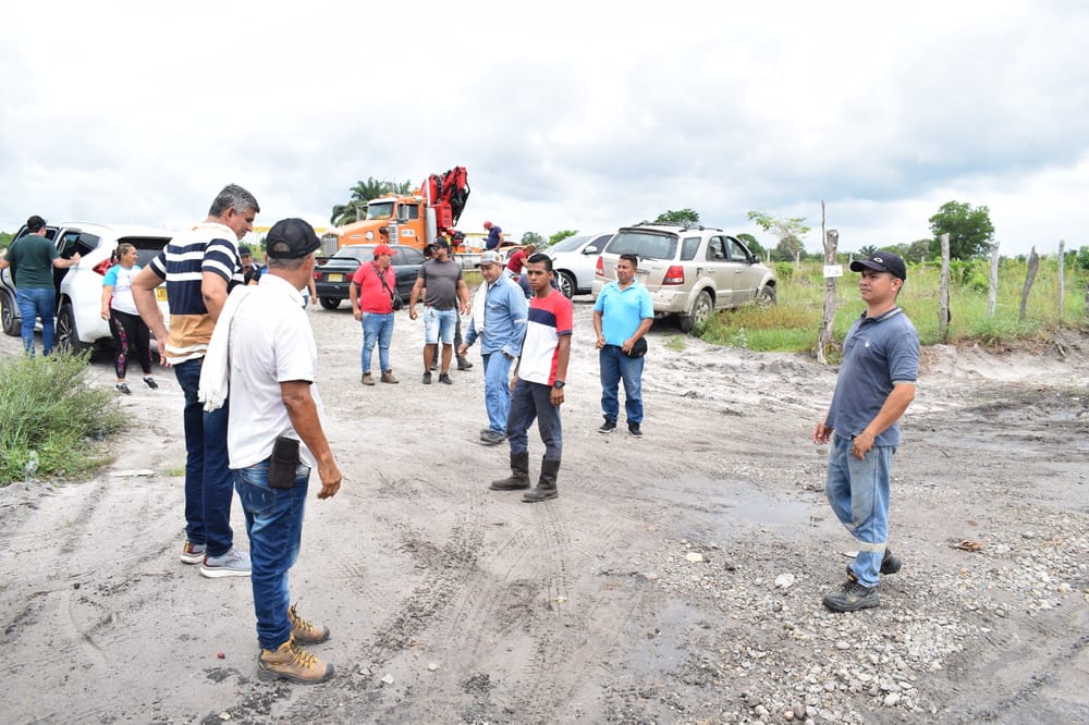 Comunidad y empresarios de Sabana de Torres exigen participación en proyecto vial imagen de la publicación