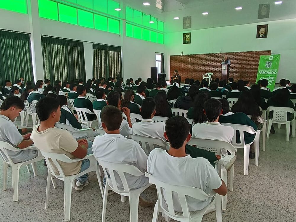 Sede UIS Málaga promociona PREUIS en instituciones educativas de García Rovira imagen de la publicación