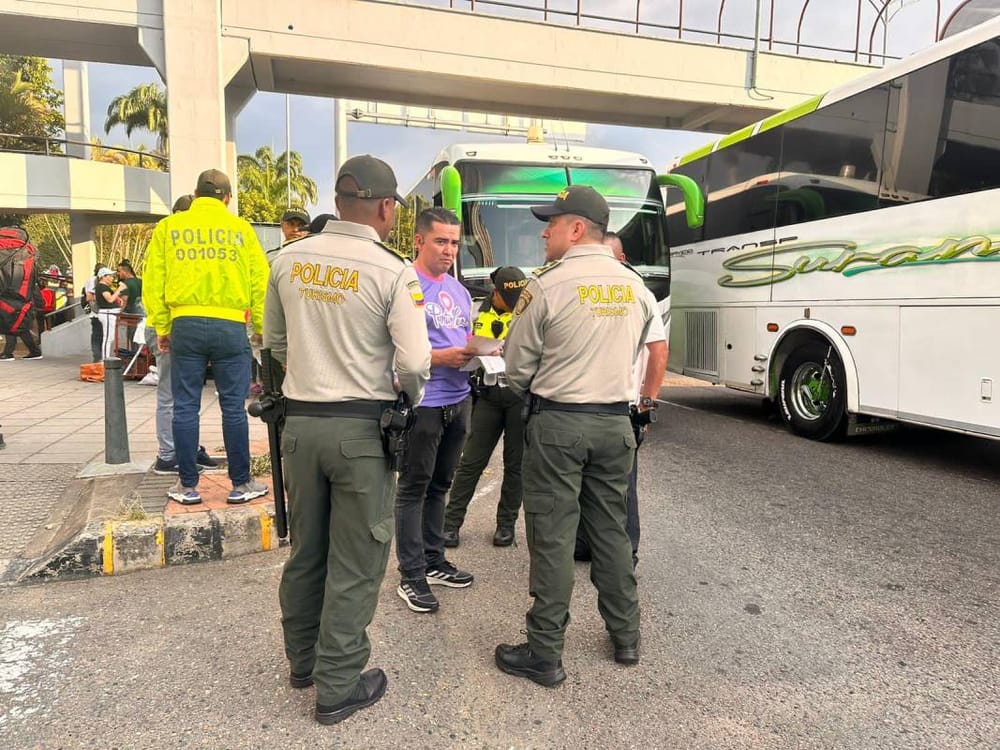 Autoridades refuerzan la seguridad en buses de turismo imagen de la publicación