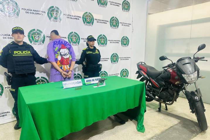 Jovencito fue sorprendido paseando con un fierro por Bucaramanga imagen de la publicación