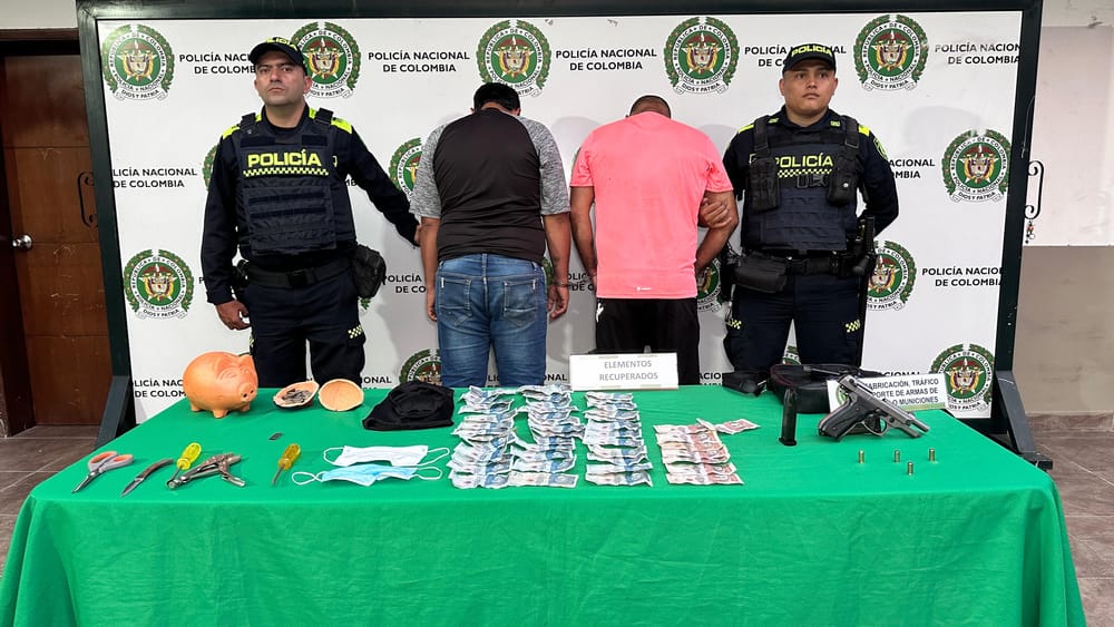 Apartamenteros fueron sorprendidos en plena huida imagen de la publicación