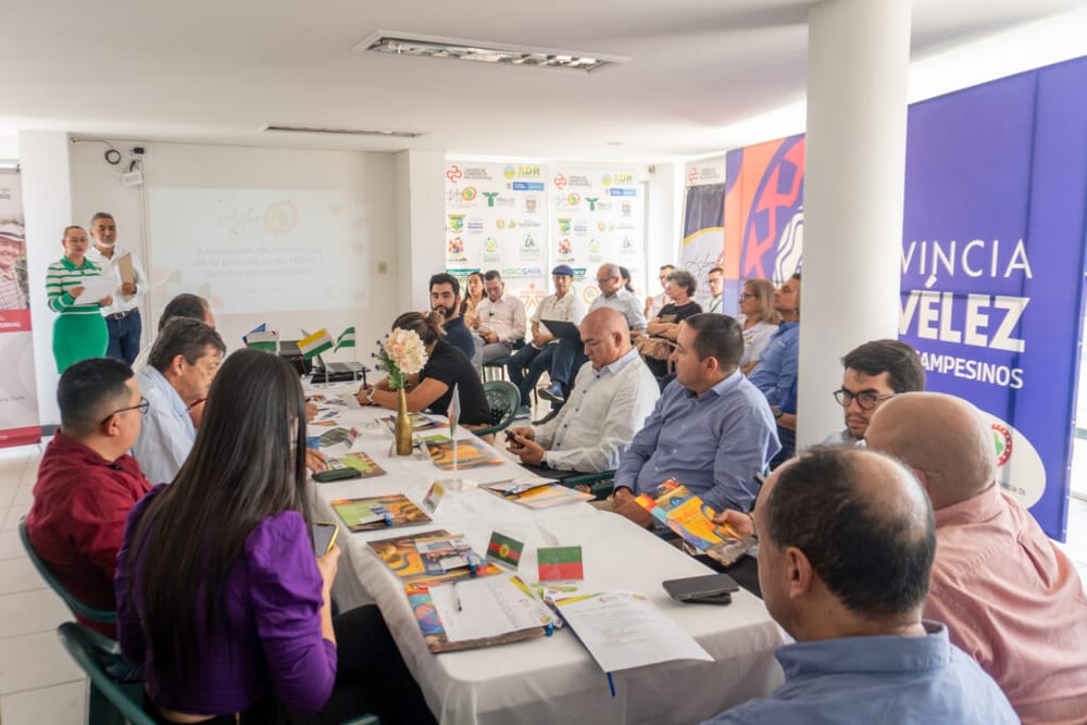 Sede UIS Barbosa impulsa iniciativas en Asamblea de Municipios imagen de la publicación