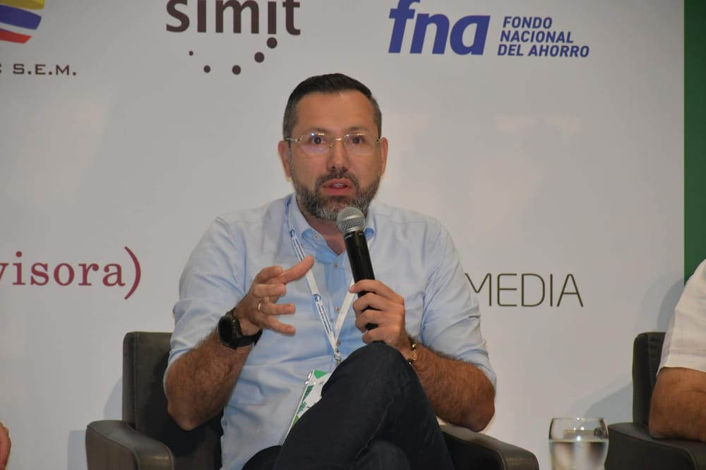 Alcalde Jaime Beltrán propone acabar con el centralismo imagen de la publicación