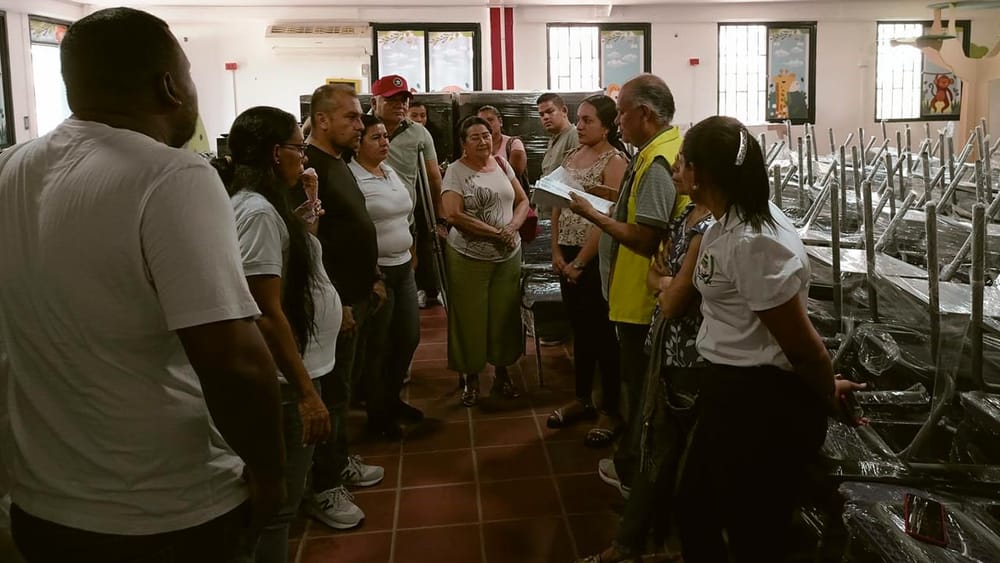 Unidad para las Víctimas entregó mobiliario escolar y de salud en el sur de Bolívar imagen de la publicación