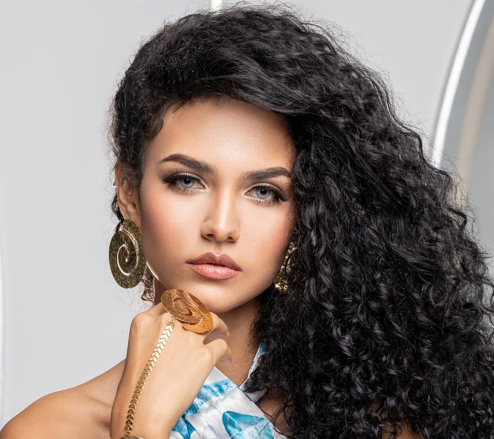 Candy Álvarez Calderón hermosa y encantadora representante de Málaga imagen de la publicación