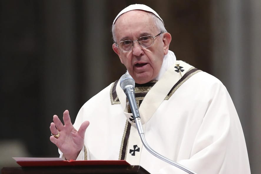 Papa Francisco destituye a sacerdote condenado por asesinato y pederastia imagen de la publicación