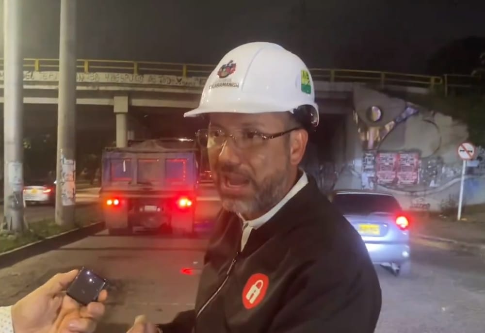 Puente de Provenza está pavimentado, iluminado y seguro en Bucaramanga imagen de la publicación