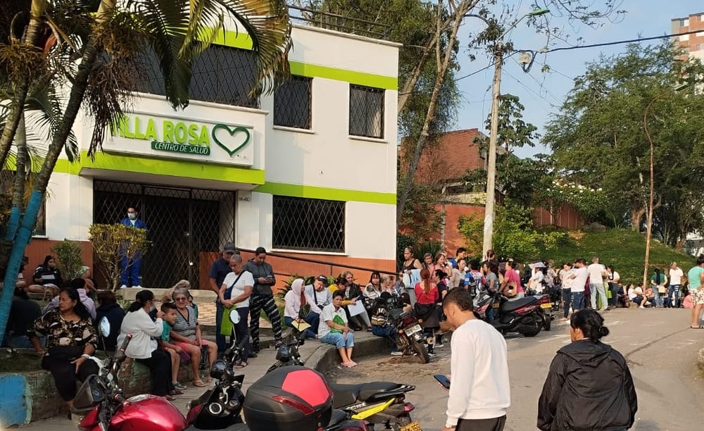 En jornada de Sisbenización de Bucaramanga las largas filas no son para registrarse sino para reclamar imagen de la publicación