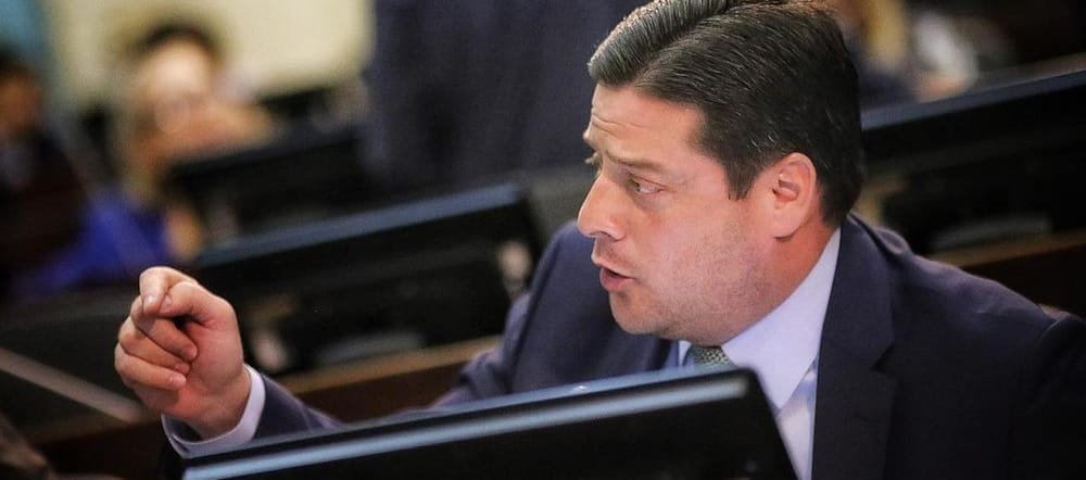 Senador Mauricio Gómez critica la cumbre energética: "Fue un fracaso" imagen de la publicación