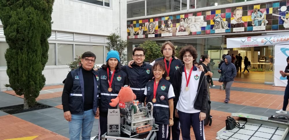 Continúa 'vaca' de santandereanos para representar a Colombia en mundial de robótica imagen de la publicación