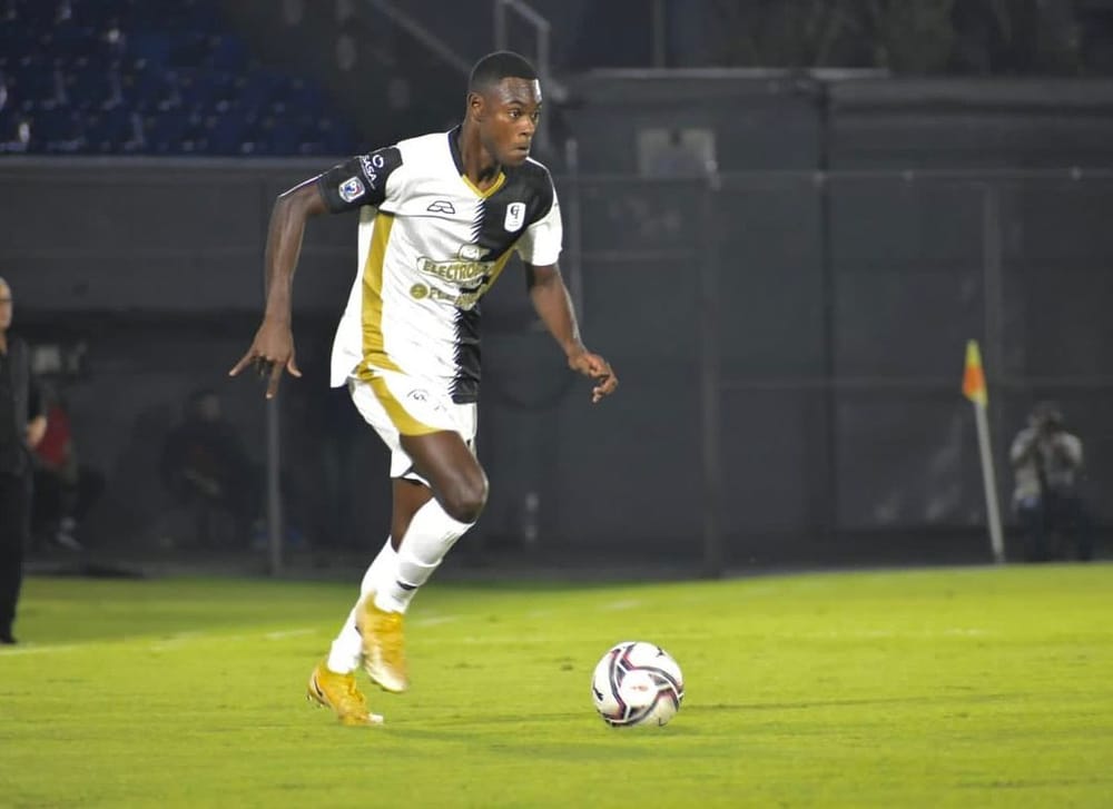 Fallece futbolista colombiano durante entrenamiento en Bolivia imagen de la publicación