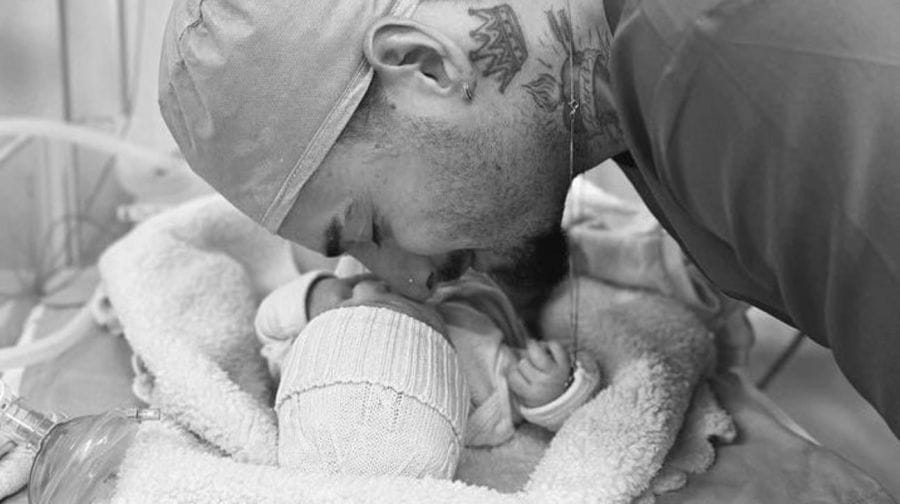 Maluma y Susana Gómez dan la bienvenida a París imagen de la publicación