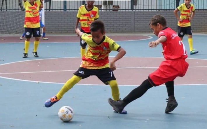 ‘Goles por la Paz’ en la Comuna 10 imagen de la publicación