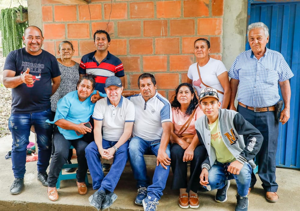 Compromiso con la comunidad de la Villa de San Carlos imagen de la publicación