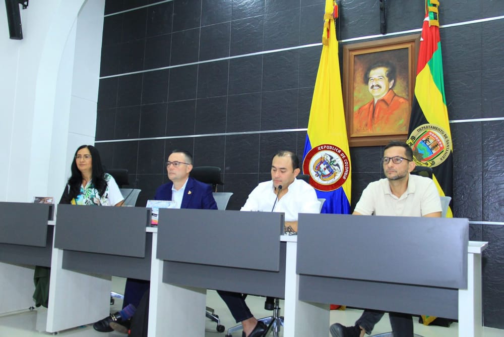 Santander exonera impuestos a familias afectadas por la violencia imagen de la publicación