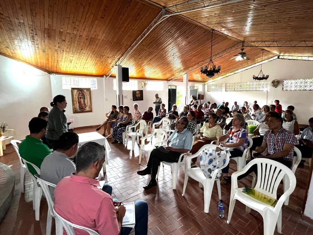 Metrolínea y AMB evalúan ruta para beneficiar a la comuna 12 de Bucaramanga imagen de la publicación