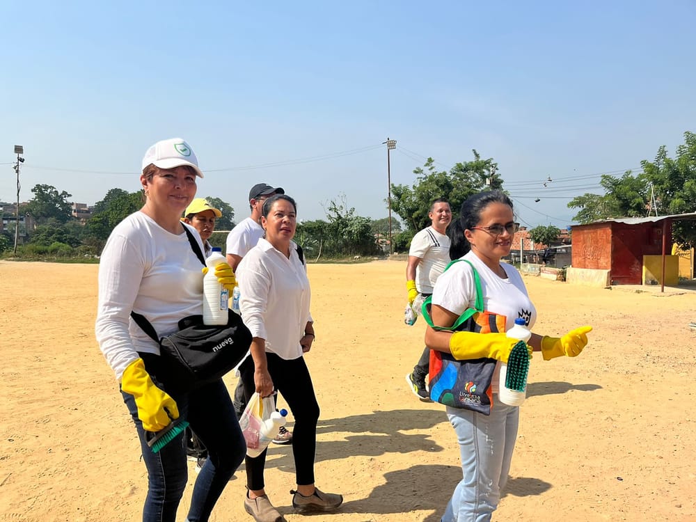 Tarea puerta a puerta en el barrio Colorados imagen de la publicación