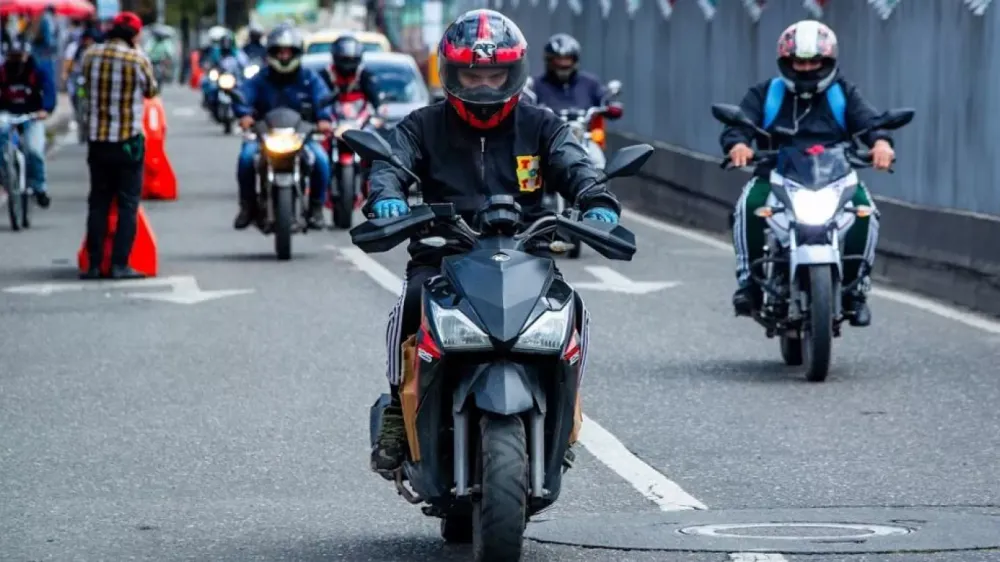 Motociclista atropelló a una mujer y luego asesinó al papá imagen de la publicación