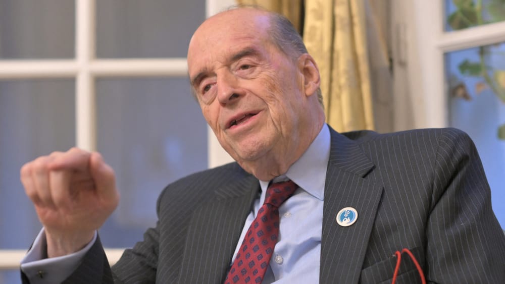 Álvaro Leyva seguirá apartado de la Cancillería: Procuraduría amplía suspensión imagen de la publicación