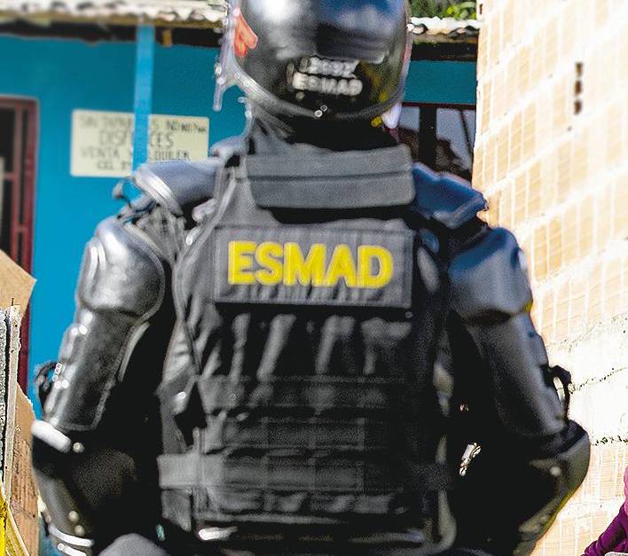 Policía será investigado por homicidio durante protesta imagen de la publicación