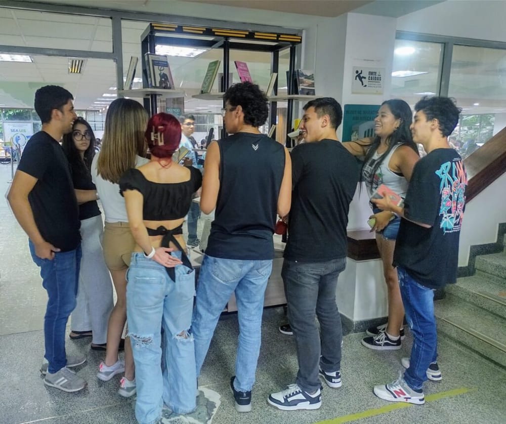 UIS conmemoró el Día del Idioma con actividades culturales imagen de la publicación