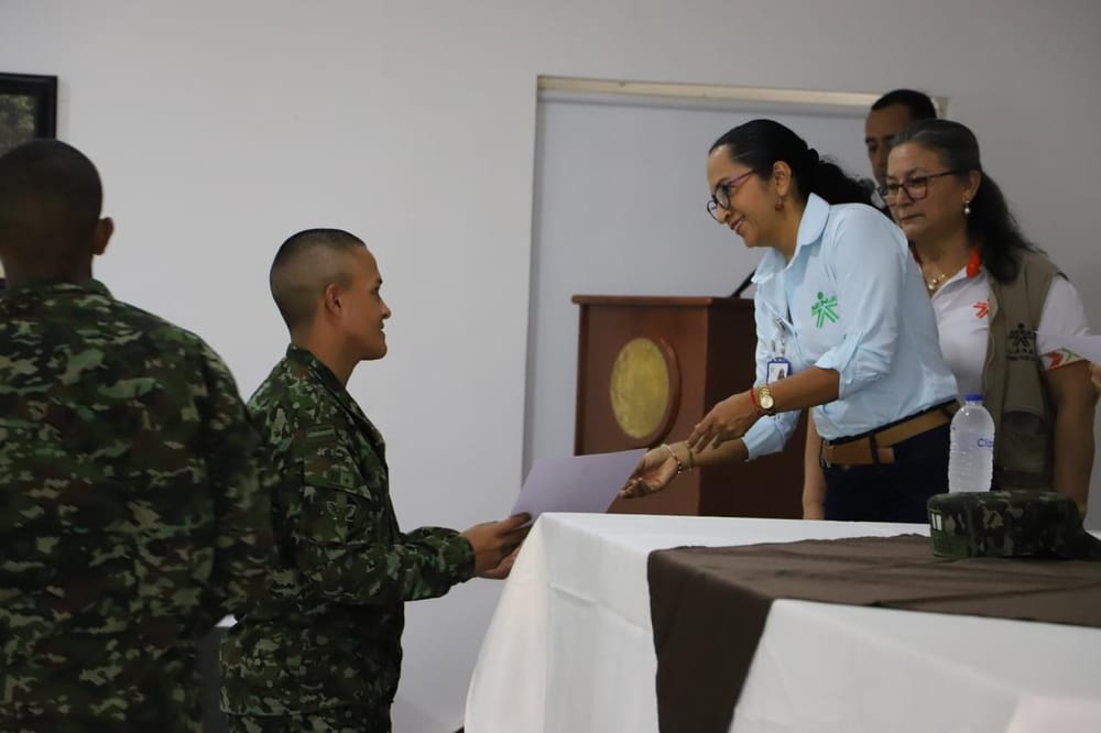 Soldados del Ejército Nacional culminan capacitación del Sena imagen de la publicación