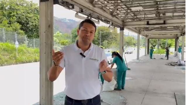 Gerente de Metrolínea denunció ataque de vándalos en Piedecuesta imagen de la publicación