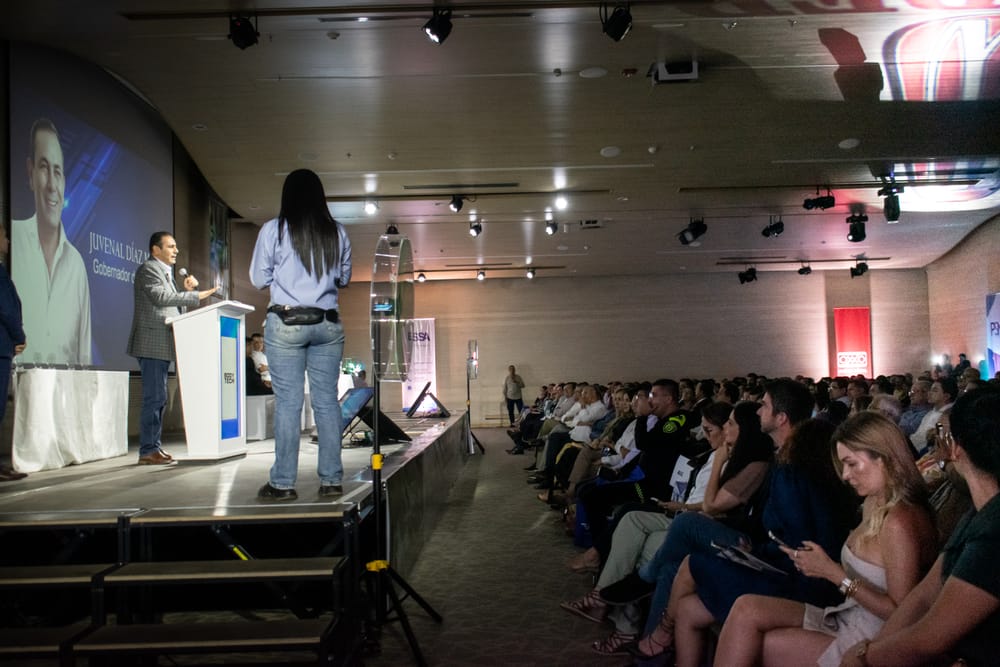 Asistencia masiva al Foro Económico de Santander imagen de la publicación