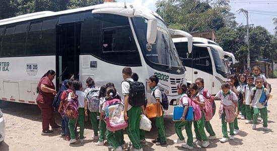 Suspenden transporte escolar en veredas de Bucaramanga imagen de la publicación