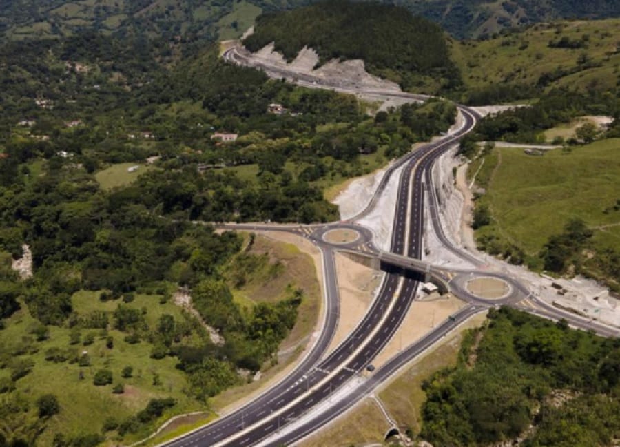 Líos administrativos: Desafíos del sector infraestructura en Colombia imagen de la publicación