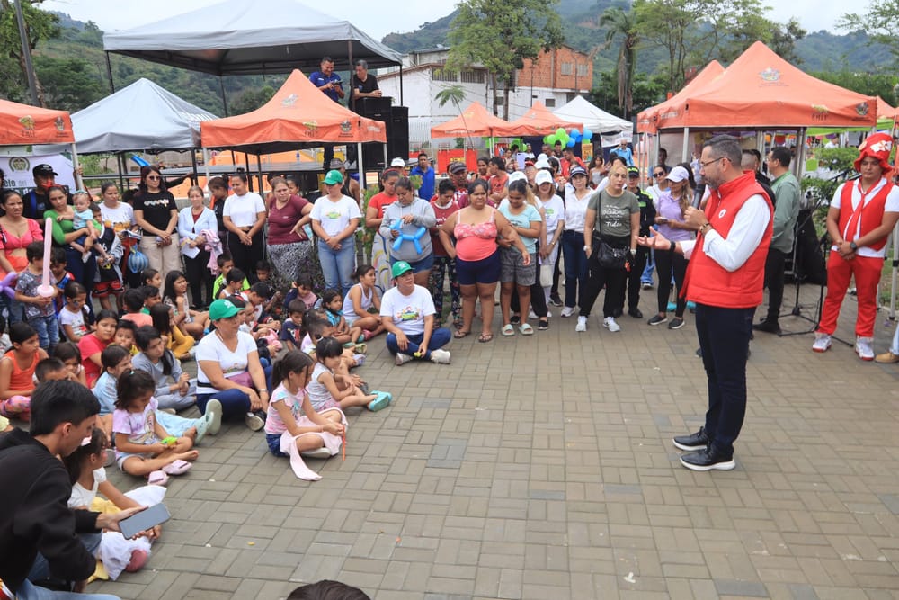 Alcaldía de Bucaramanga acerca la oferta institucional a los ciudadanos imagen de la publicación