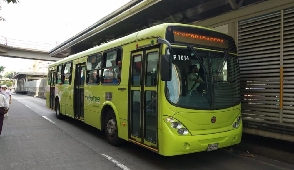 El gobierno se opone a la liquidación de Metrolínea imagen de la publicación