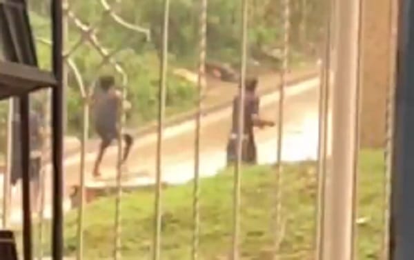 Absurda 'batalla' a piedra cobró la vida de un menor de edad imagen de la publicación