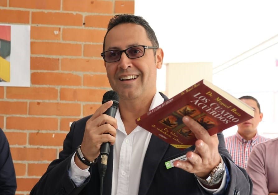 Comienzo de un nuevo año lleno de grandes éxitos imagen de la publicación