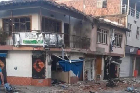 Violencia azota el Pacífico colombiano: atentado con motobomba en Jamundí deja varios heridos imagen de la publicación