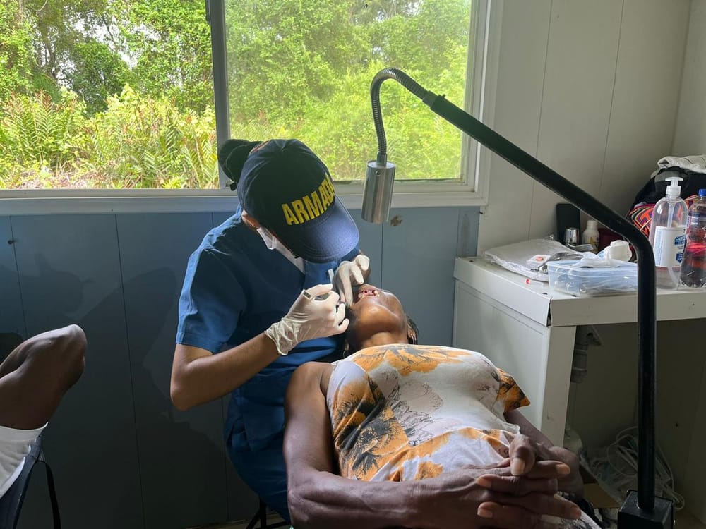 Armada de Colombia brinda ayuda humanitaria a comunidades de la costa pacífica caucana imagen de la publicación