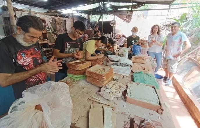 El proyecto de Henry Buitrago para salvar la alfarería en Palomitas imagen de la publicación
