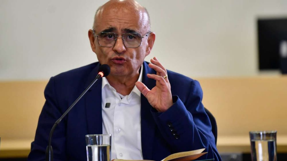 José Ismael Peña gana la tutela que lo afirma como rector de la Universidad Nacional imagen de la publicación