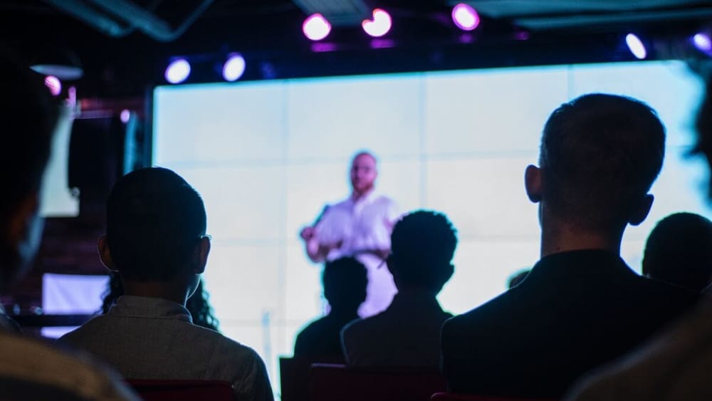 Hoy comienza 'Miércoles de Tertulia' con charla sobre comunicación imagen de la publicación