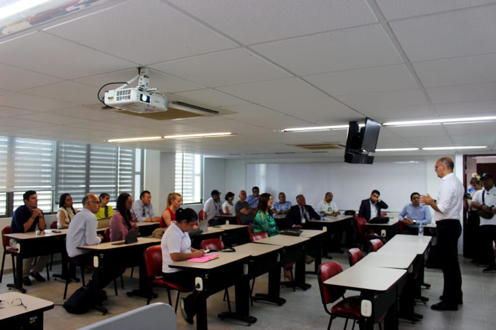 Proyecto de máster internacional refuerza lazos entre UIS y Universidad de Alicante imagen de la publicación