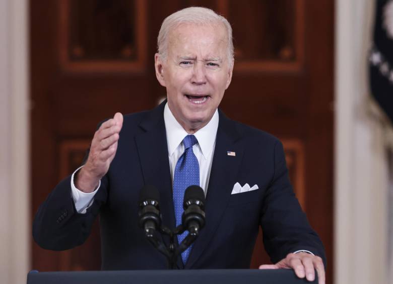 Tensión en Ucrania: Biden autoriza armamento pero mantiene restricciones imagen de la publicación