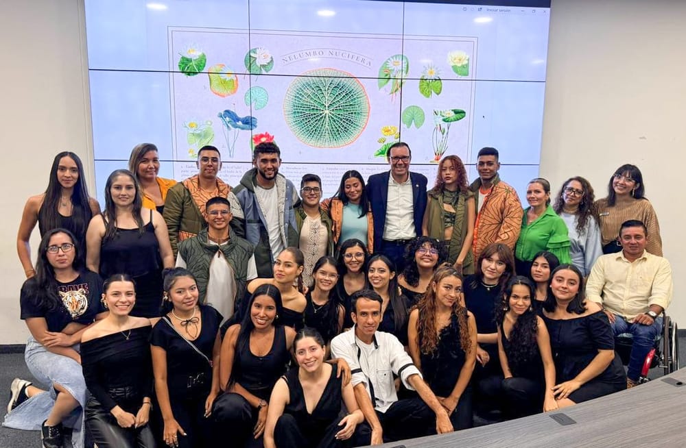 Presentación “Colección Manglar” Diseño de Modas UTS imagen de la publicación